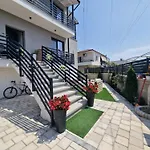 Jd * Vlorë